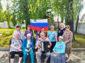 Участники клуба «Активное долголетие» присоединились к акции "Российский триколор"